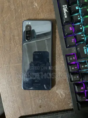 সনি এক্সপেরিয়া ৫ ২য় সংস্করণ ২৫৬ জিবি নীল
