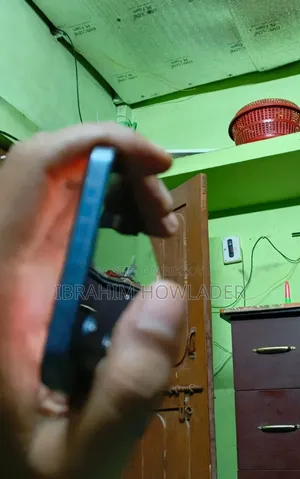 রিয়েলমি ১০ ১২৮ জিবি ব্লু