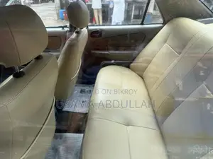 টয়োটা করোল্লা সেডান অটোমেটিক ১৯৯৭ সাদা