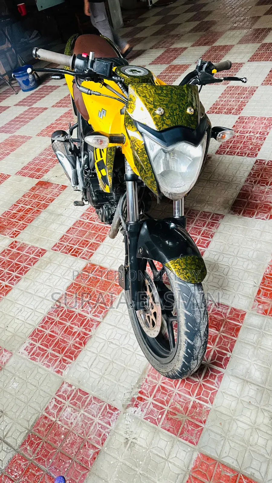 Suzuki Gixxer 2023 Yellow