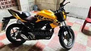 Suzuki Gixxer 2023 Yellow