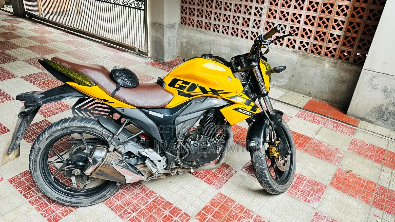Suzuki Gixxer 2023 Yellow