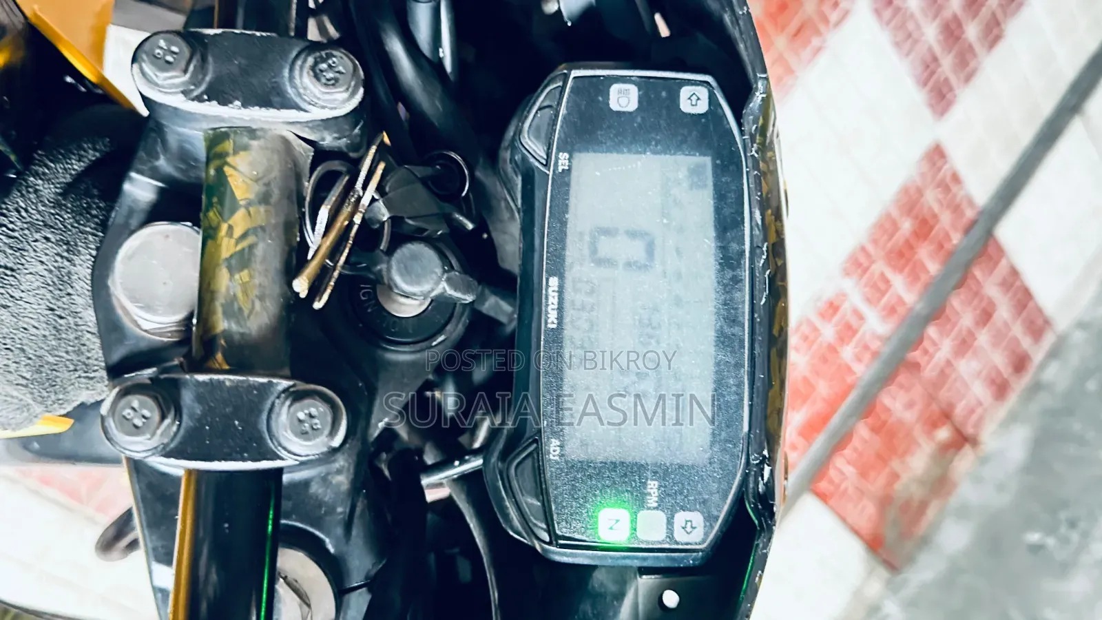 Suzuki Gixxer 2023 Yellow