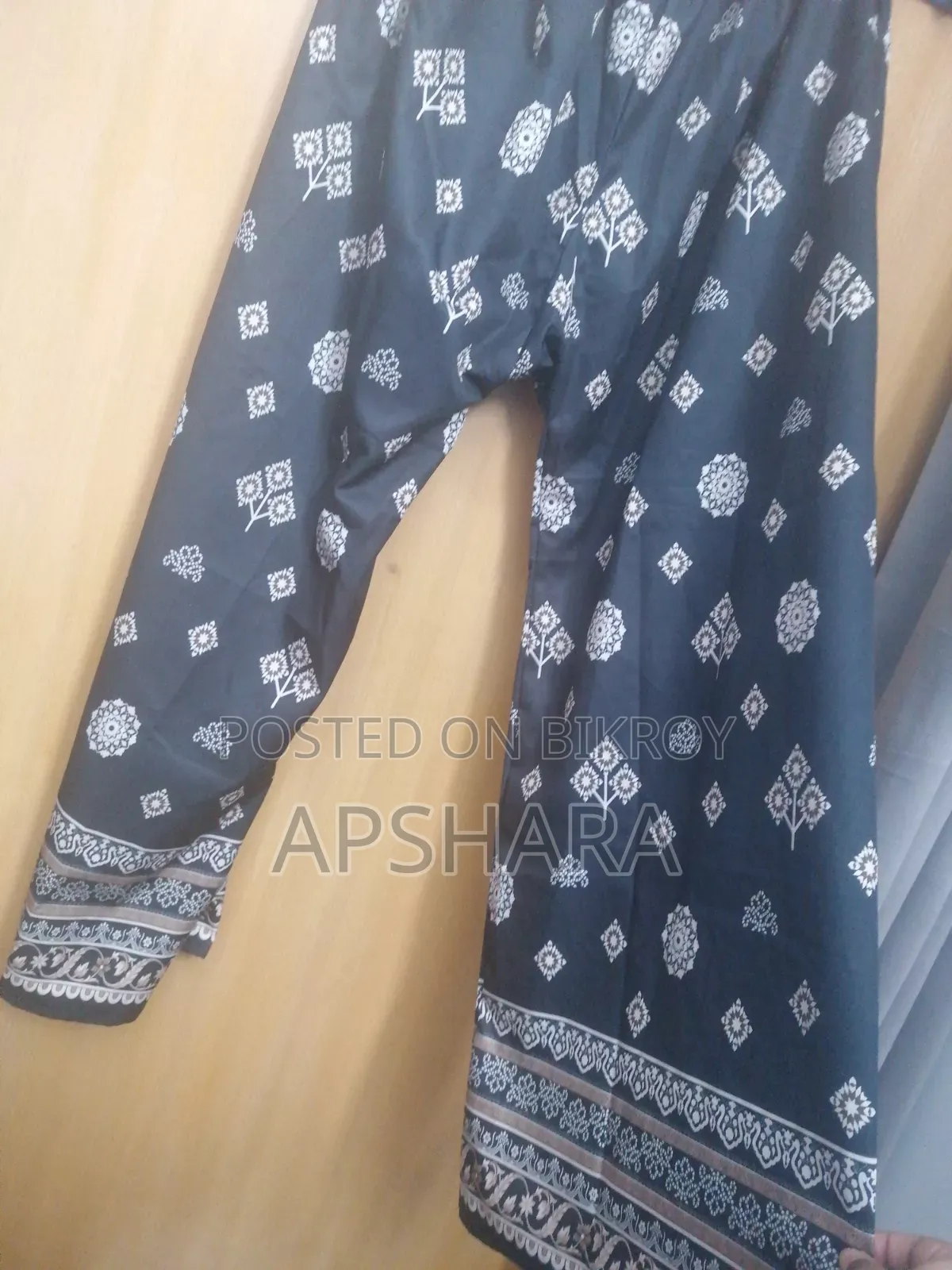 Salwar Kameez (3 Piece)