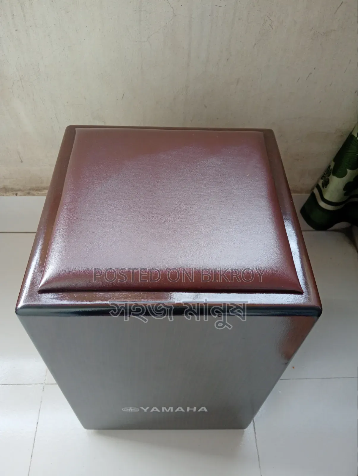 Yamaha brand wooden cajon box drum