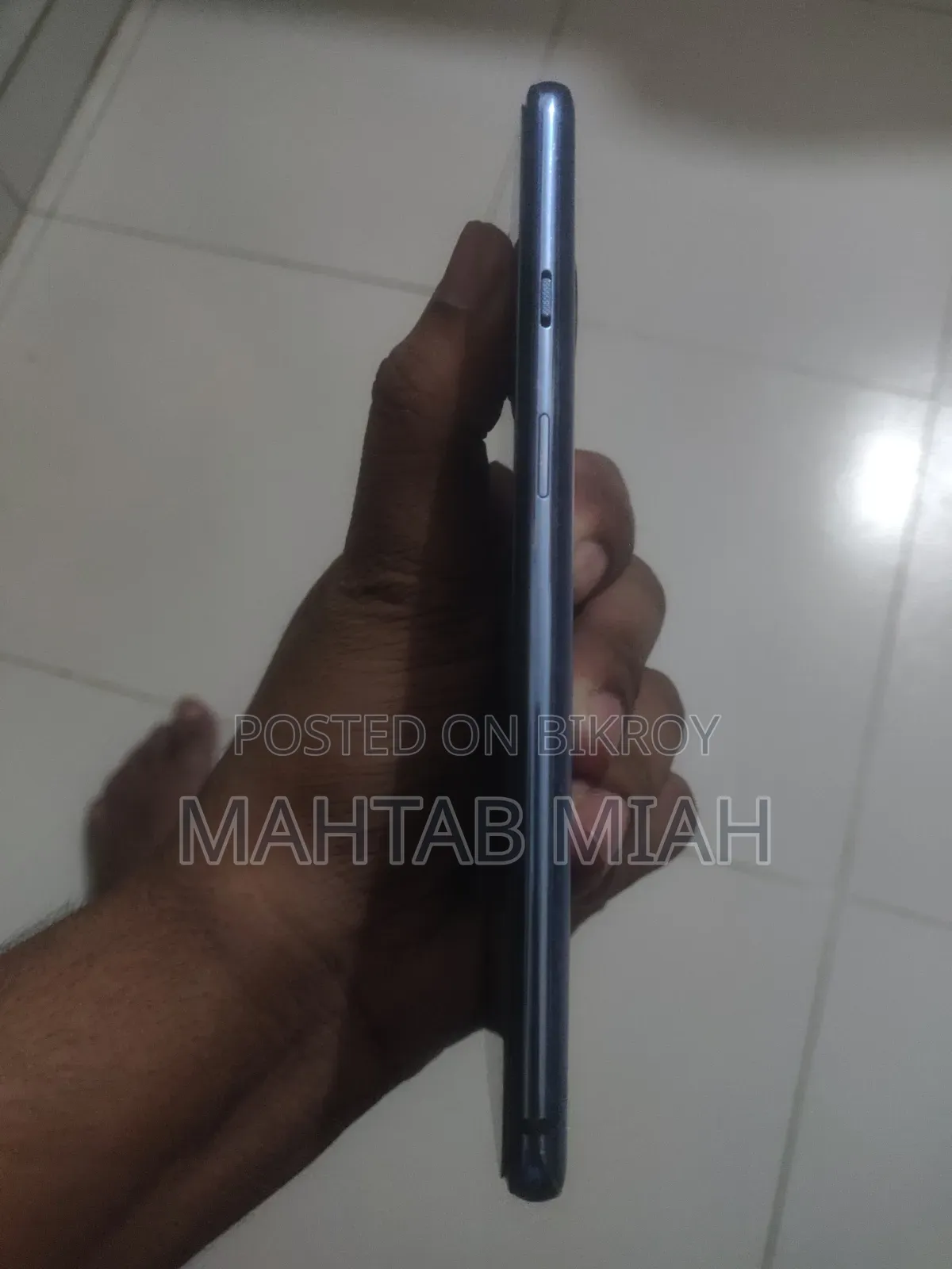 ওয়ানপ্লাস ৭টি ২৫৬ জিবি নীল