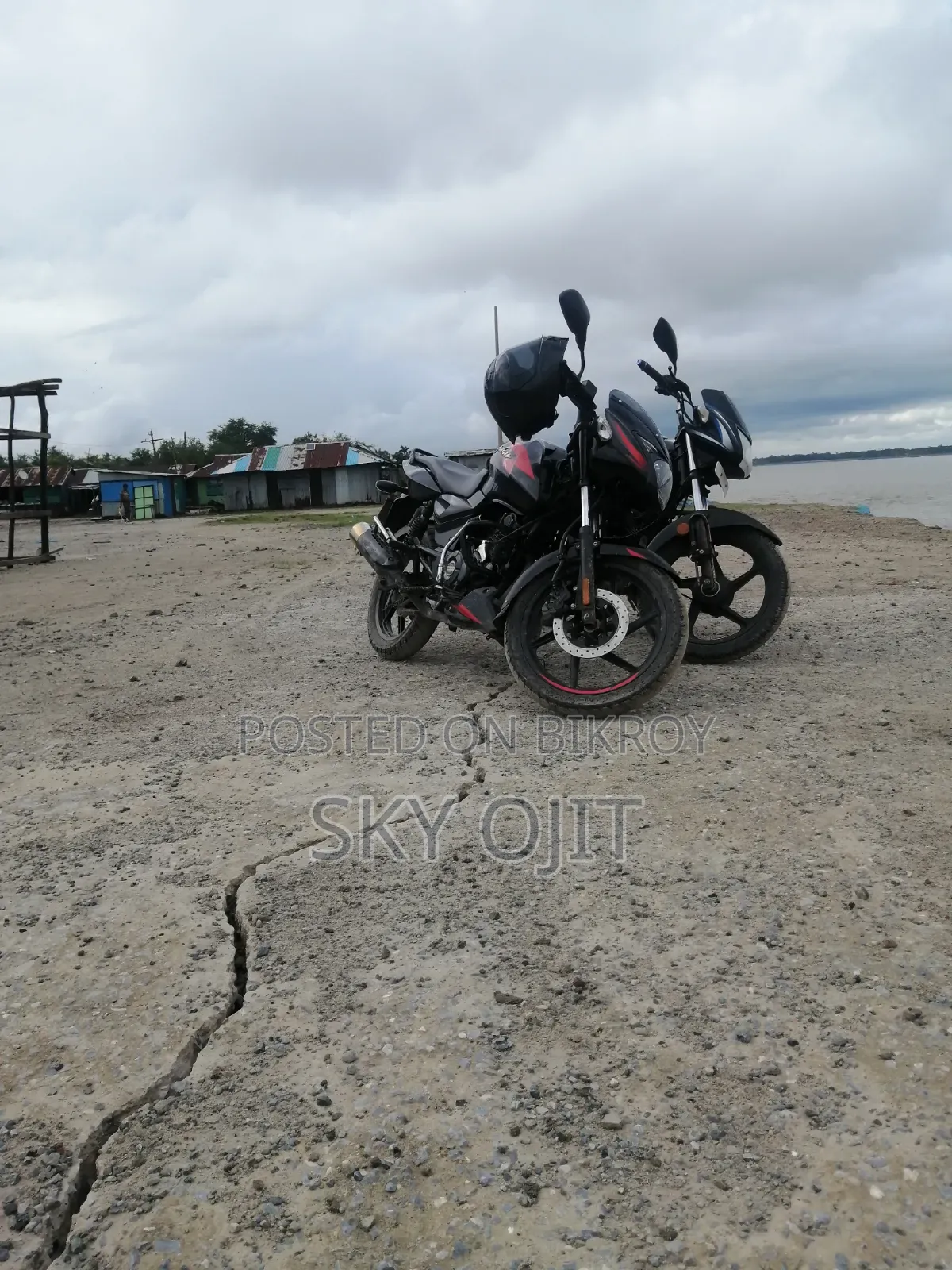 Bajaj Pulsar N150 2022 Black