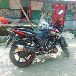 Bajaj Pulsar N150 2022 Black