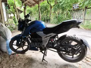 TVS Apache 160 4V 2020 Blue