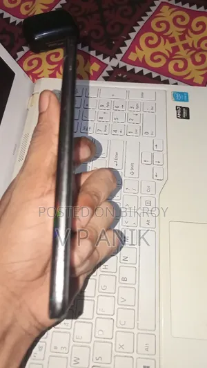 রিয়েলমি ৮ ৫জি ১২৮ জিবি ব্ল্যাক