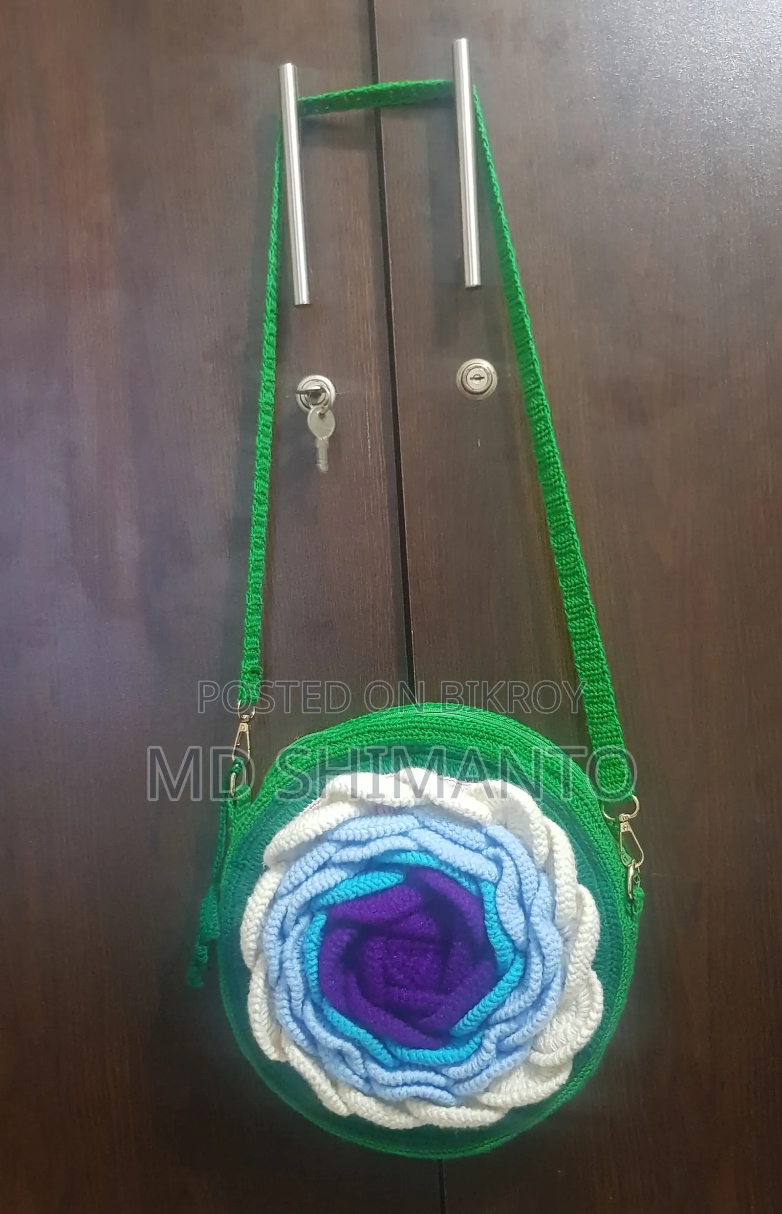 কুশি কাটা মহিলাদের হ্যান্ডব্যাগ ৯ ইঞ্চি ব্যাস
