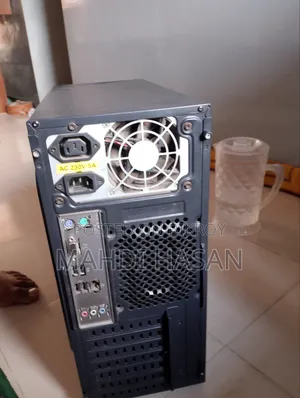 Desktop Computer Gigabyte 4GB Intel Core i5 HDD 512GB