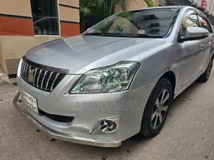 Toyota Premio 2012 Silver