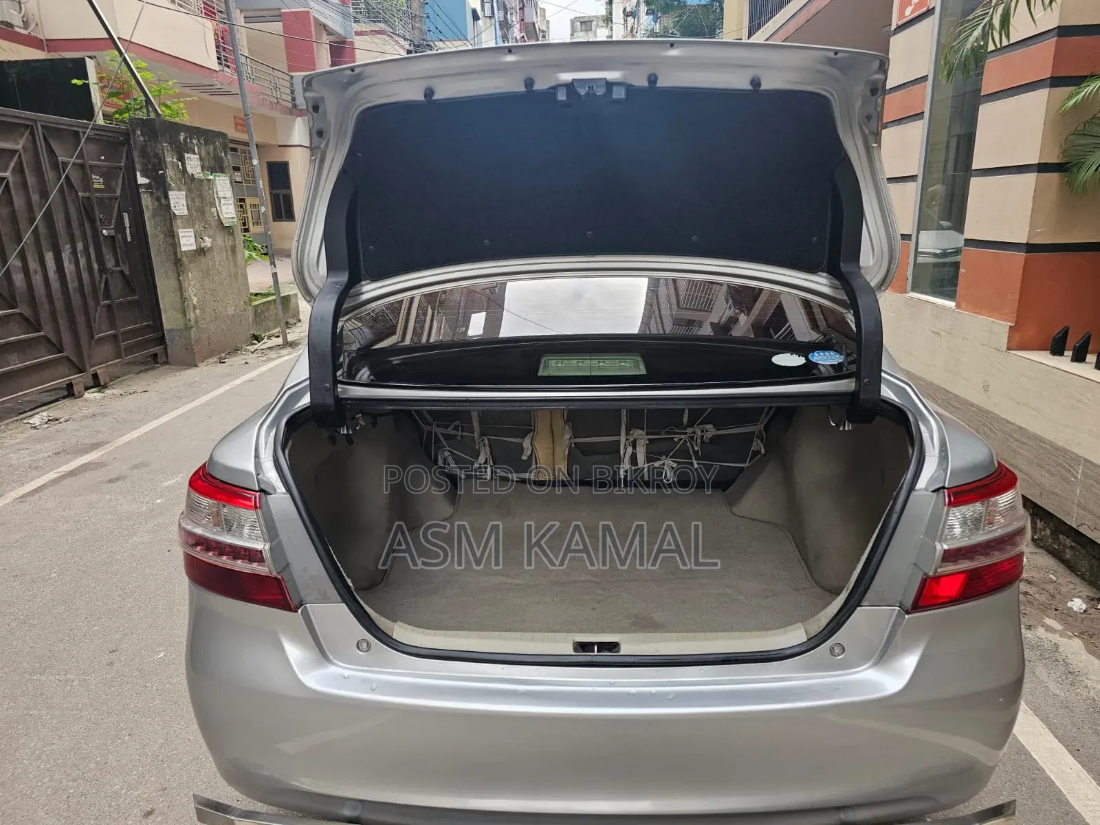 Toyota Premio 2012 Silver
