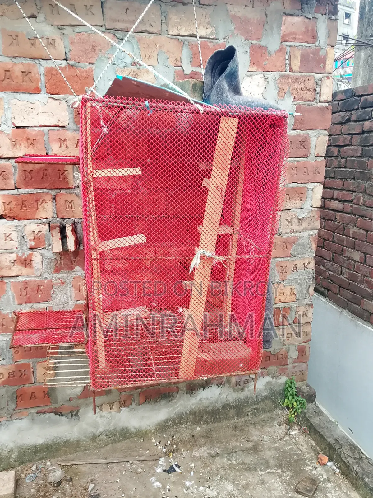 খাঁচা বিক্রি