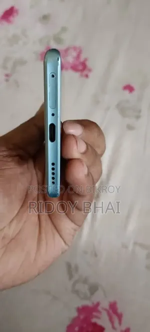 ভিভো ভি৪০ ১২৮ জিবি ব্লু