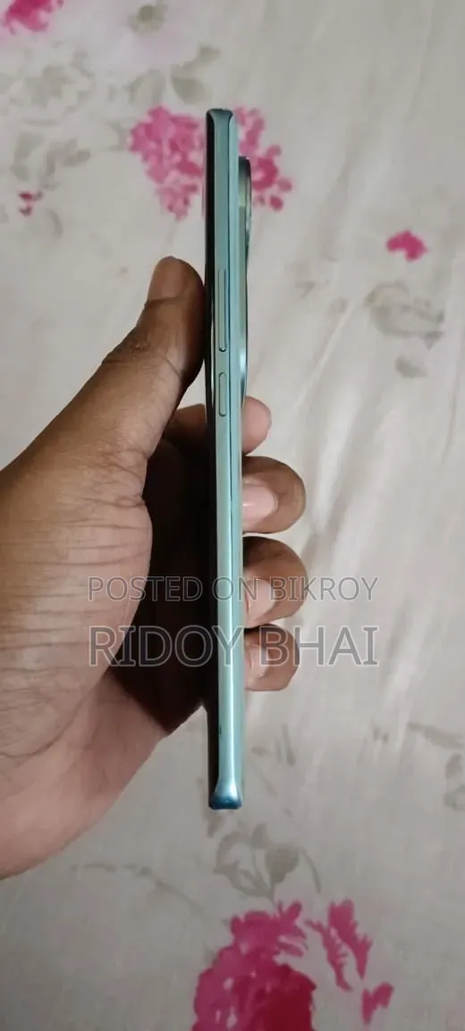 ভিভো ভি৪০ ১২৮ জিবি ব্লু