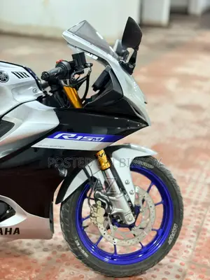 Yamaha 2023 Silver