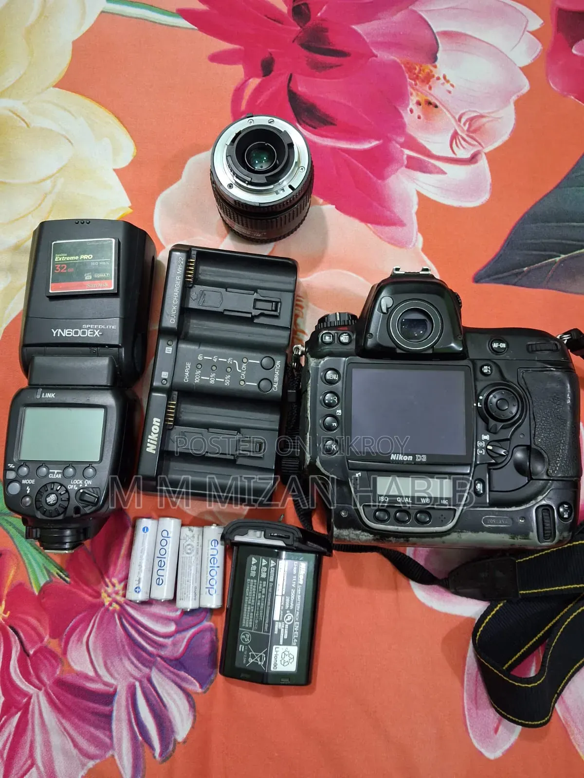 Nikon __D3--Lens_35--70mm Charger Memory