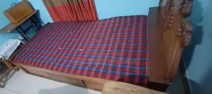 বক্স খাট, সিঙ্গেল