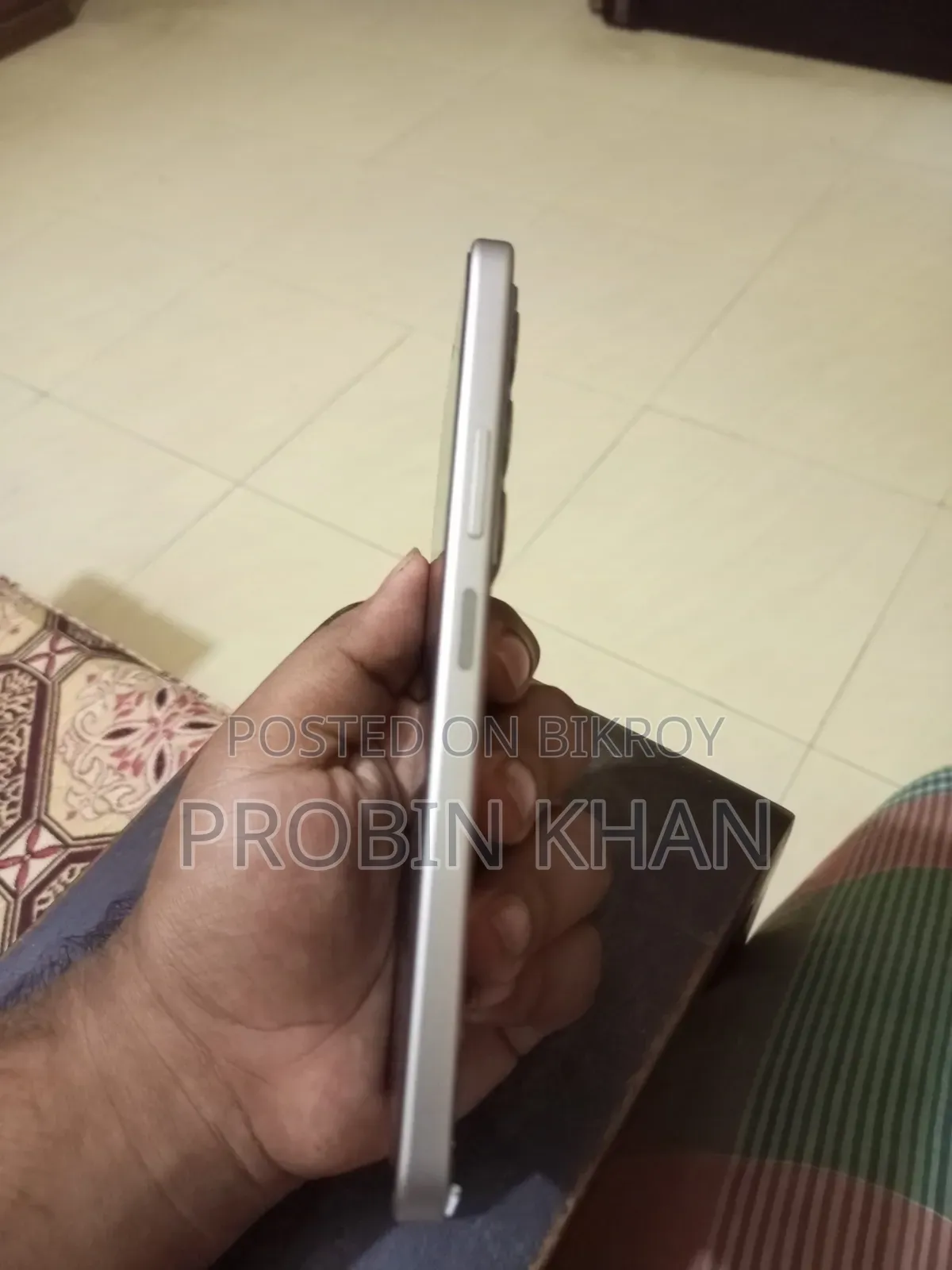 Itel City 100 128 GB Silver