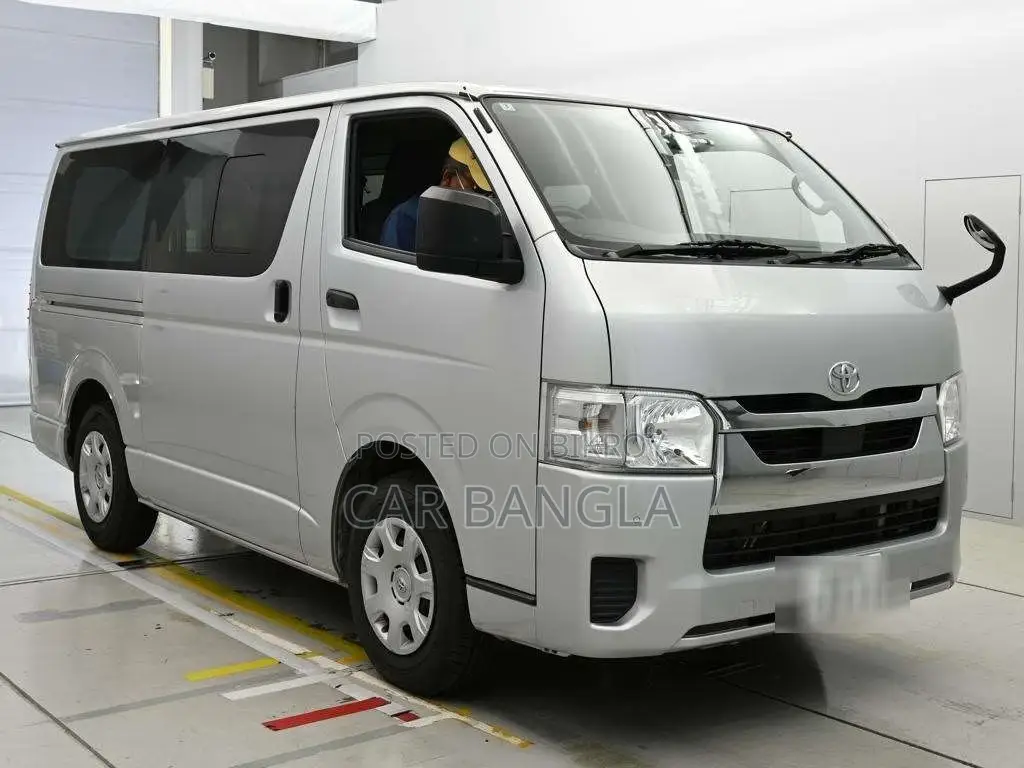 Toyota HiAce 2021 Silver