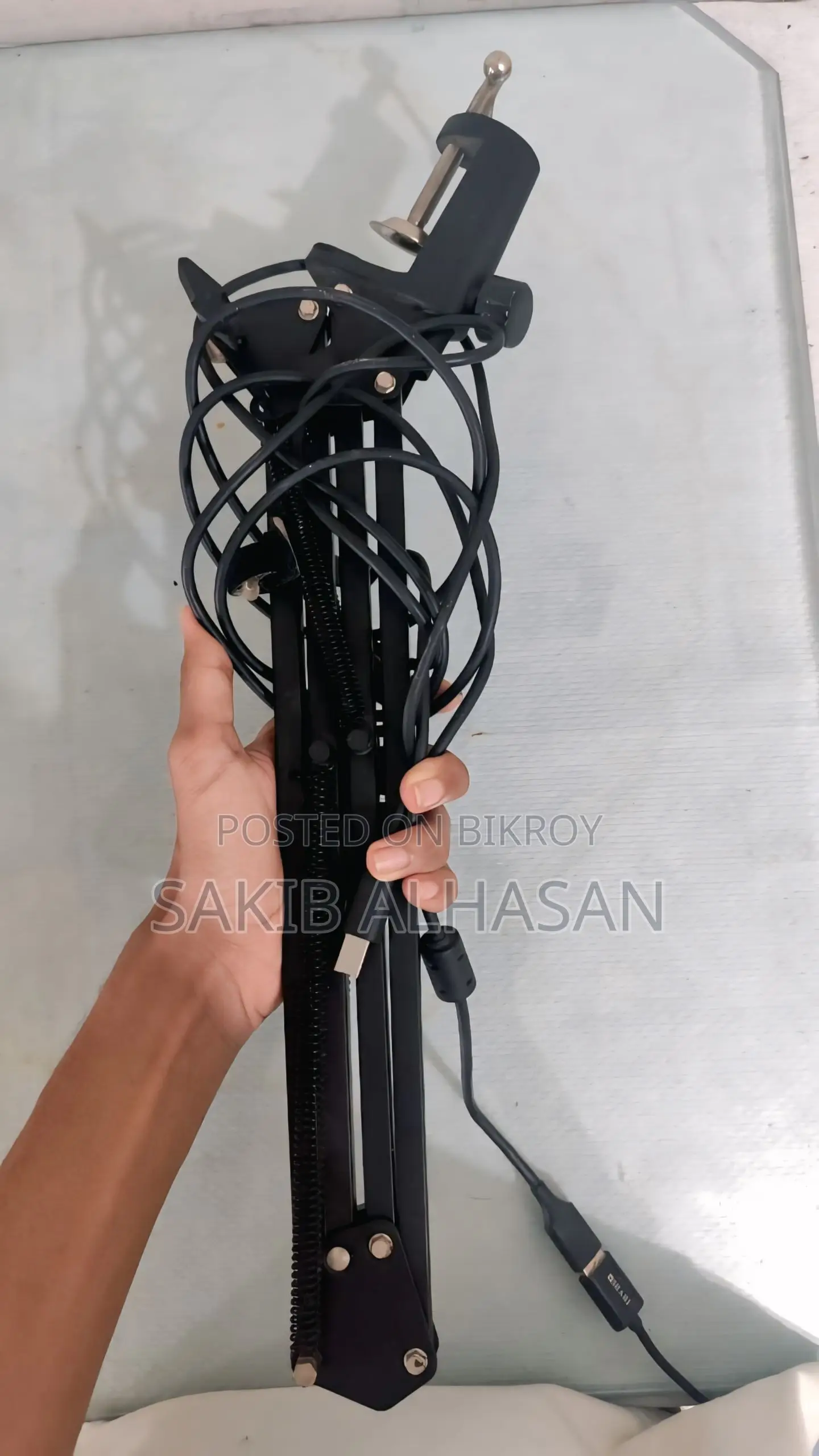 মাওনো এইউ এ০৪