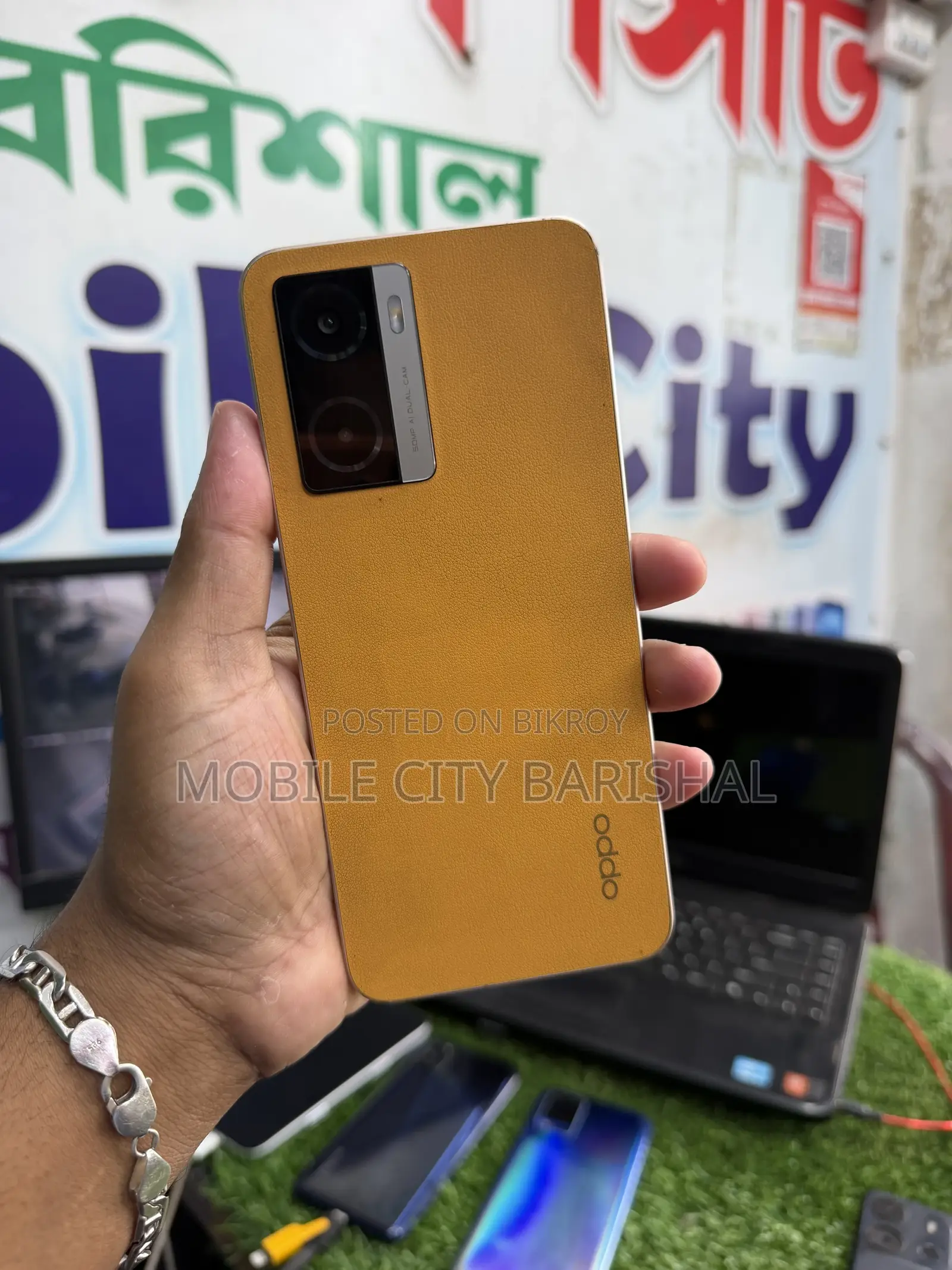 Oppo A77 128 GB Orange