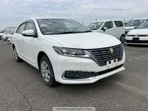 টয়োটা প্রিমিও ২০২১ হোয়াইট