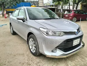 Toyota Axio 2015 Silver