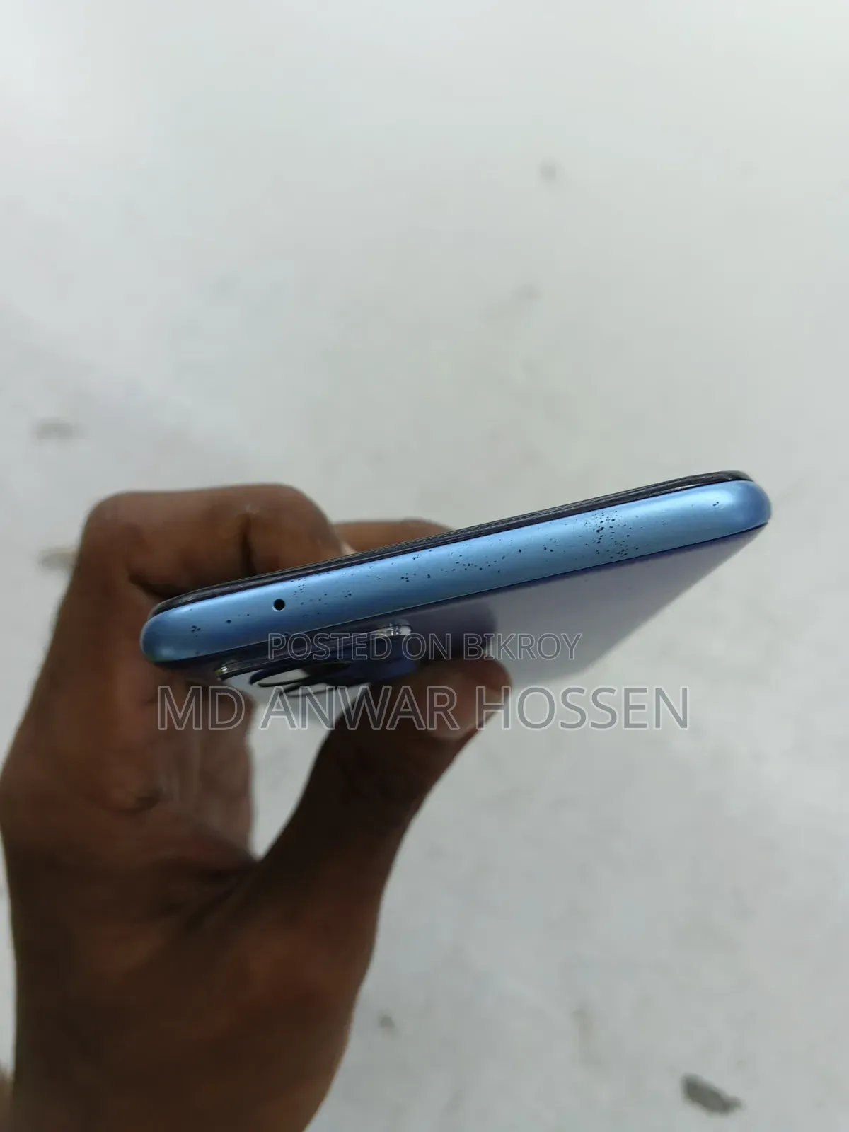 রিয়েলমি ৯আই ১২৮ জিবি নীল