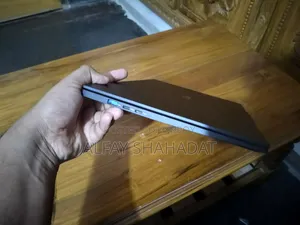 New Laptop 8GB Intel SSD 512GB