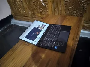 New Laptop 8GB Intel SSD 512GB