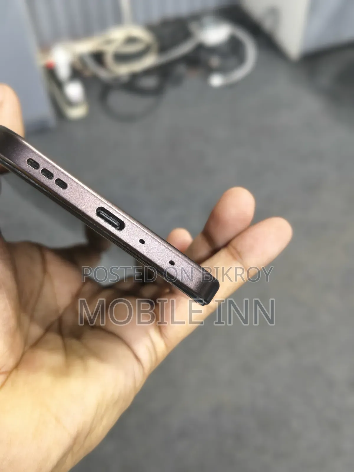 নতুন অপ্পো এ৬ প্রো ৫জি ১২৮ জিবি