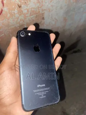 Apple iPhone 7 32 GB Black