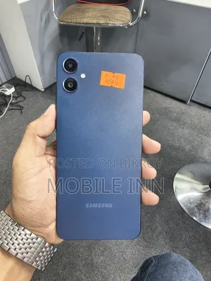 Samsung Galaxy F05 64 GB Blue