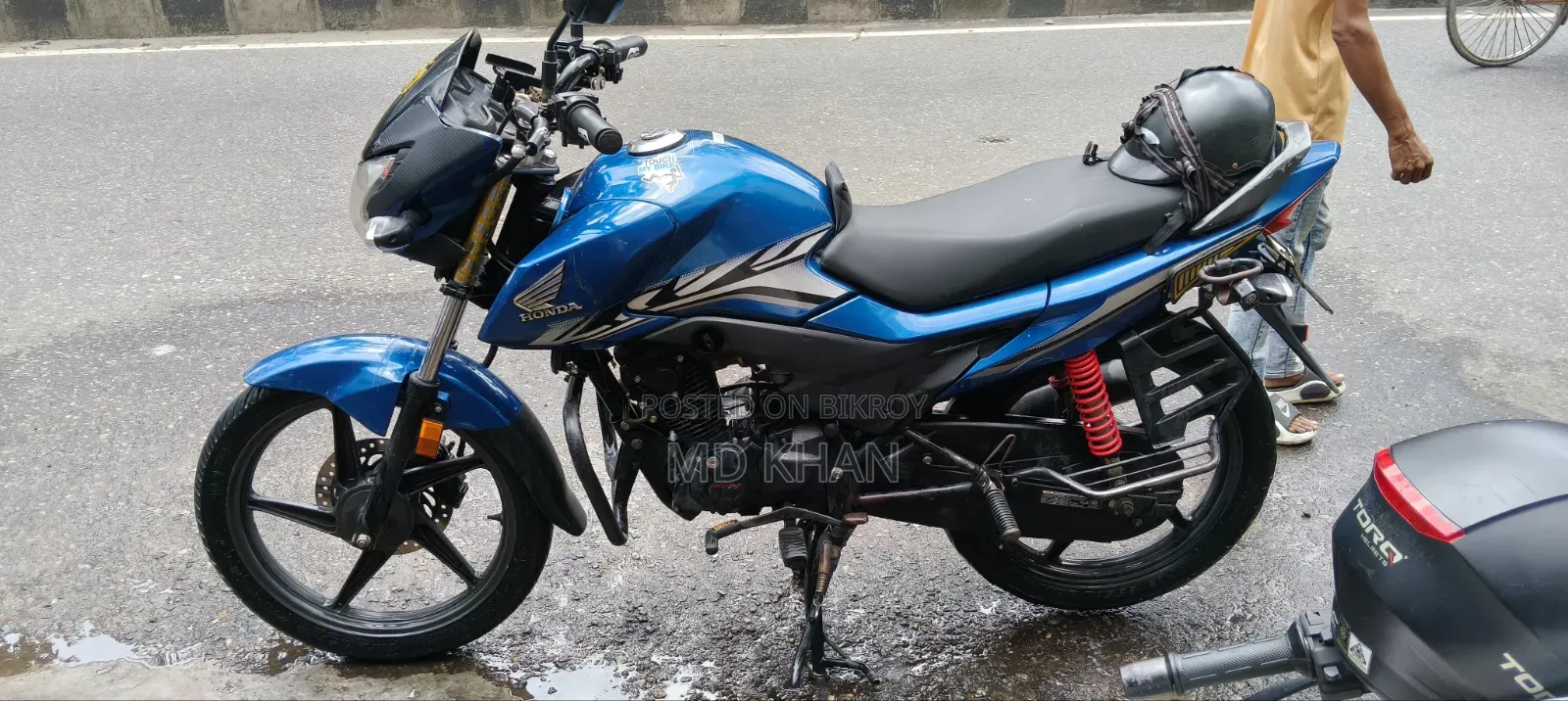 হোন্ডা লিভো ২০২১ ব্লু