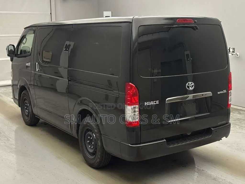 Toyota HiAce 2023 Black