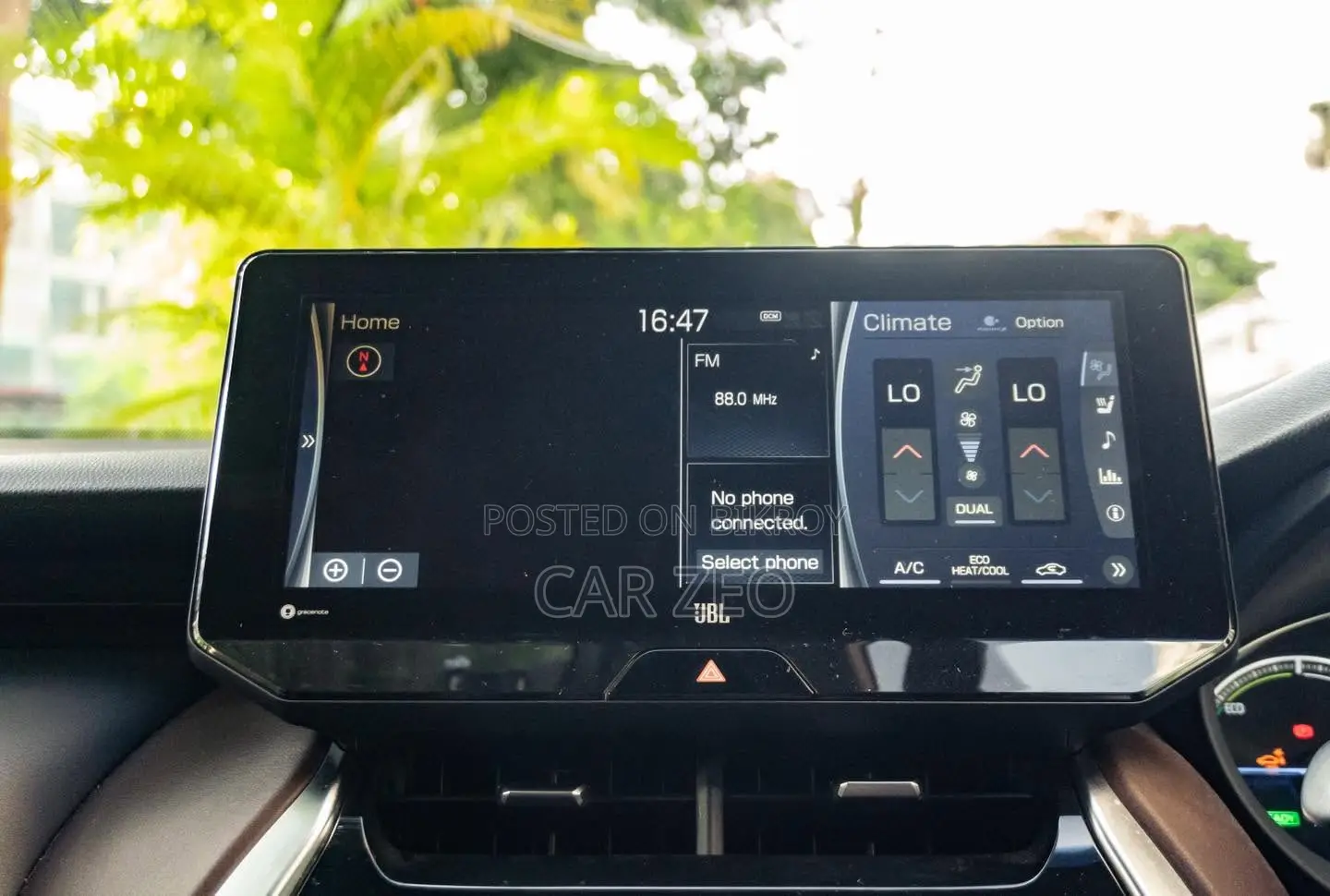 টয়োটা হ্যারিয়ার হাইব্রিড জেড ২০২০ পার্ল