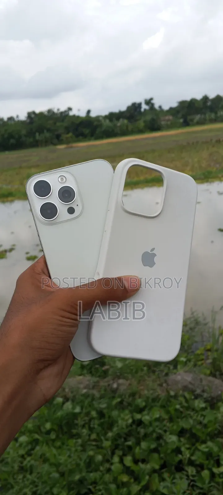 অ্যাপল আইফোন ১৬ প্রো ম্যাক্স ১ টিবি সাদা