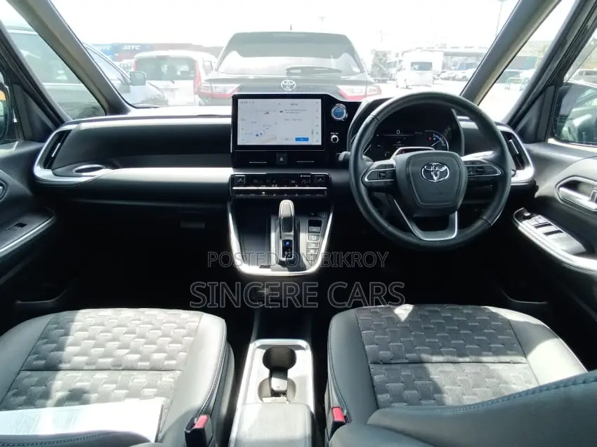Toyota Voxy 2023 Black