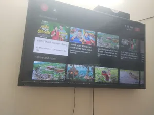 A Walton Er 43inc Smart TV Sell Hobe