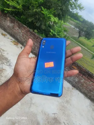 Samsung Galaxy A20 32 GB Blue