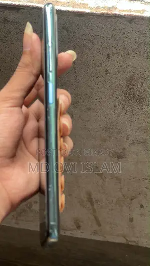 রিয়েলমি ১০ ৬৪ জিবি গ্রিন