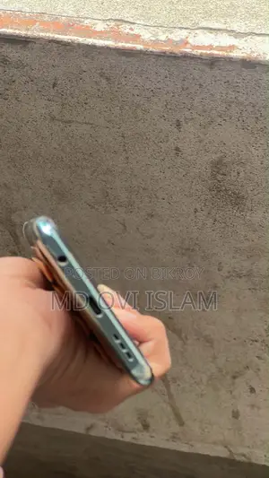 রিয়েলমি ১০ ৬৪ জিবি গ্রিন