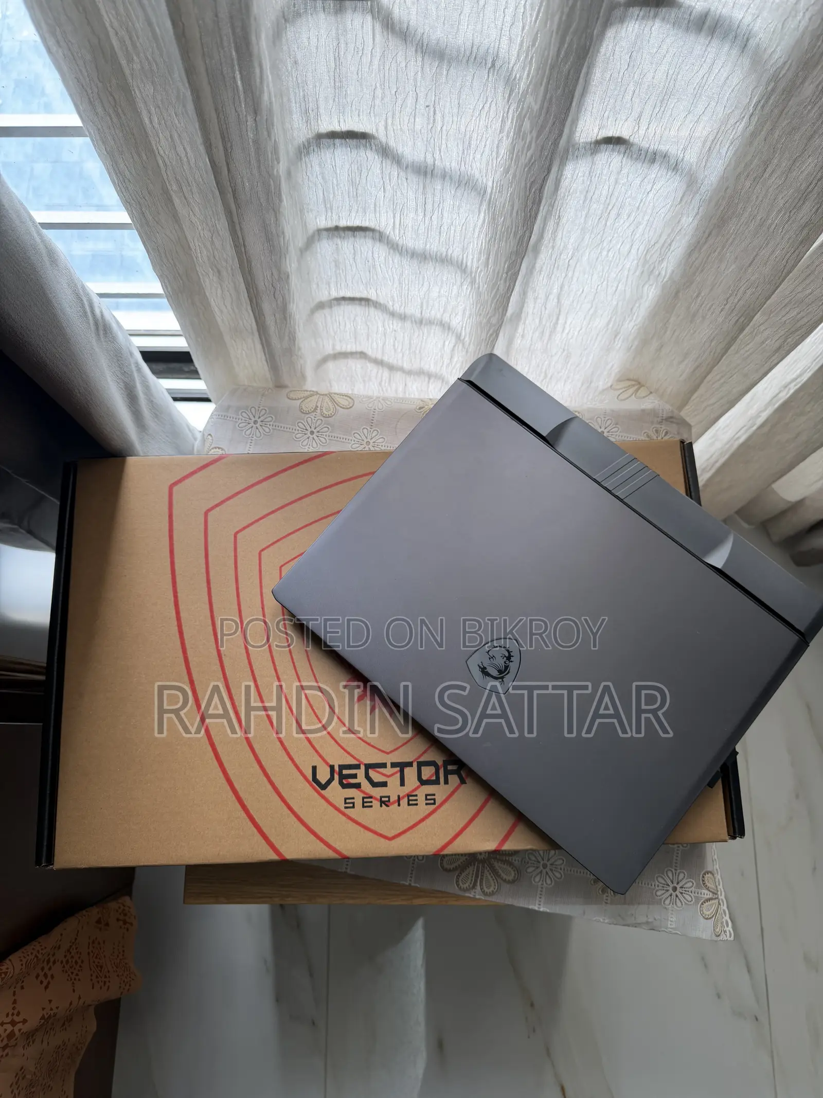 Laptop MSI Vector 16 HX AI A2XWIG 16GB Intel Core Ultra 7 SSD 512GB