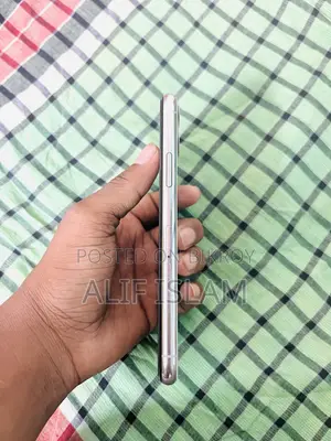অ্যাপল আইফোন ১১ প্রো ৬৪ জিবি হোয়াইট