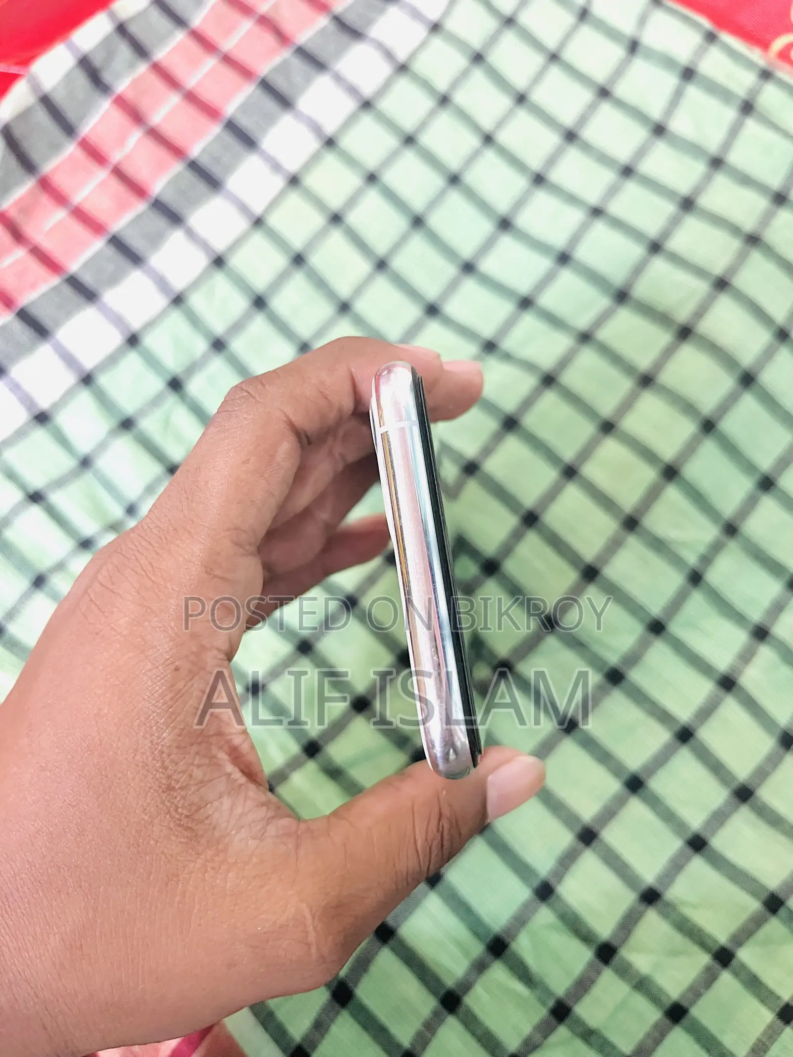 অ্যাপল আইফোন ১১ প্রো ৬৪ জিবি হোয়াইট