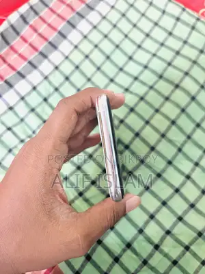 অ্যাপল আইফোন ১১ প্রো ৬৪ জিবি হোয়াইট