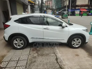 New Honda Vezel 1.5 Two-Wheel Drive 2014 Pearl
